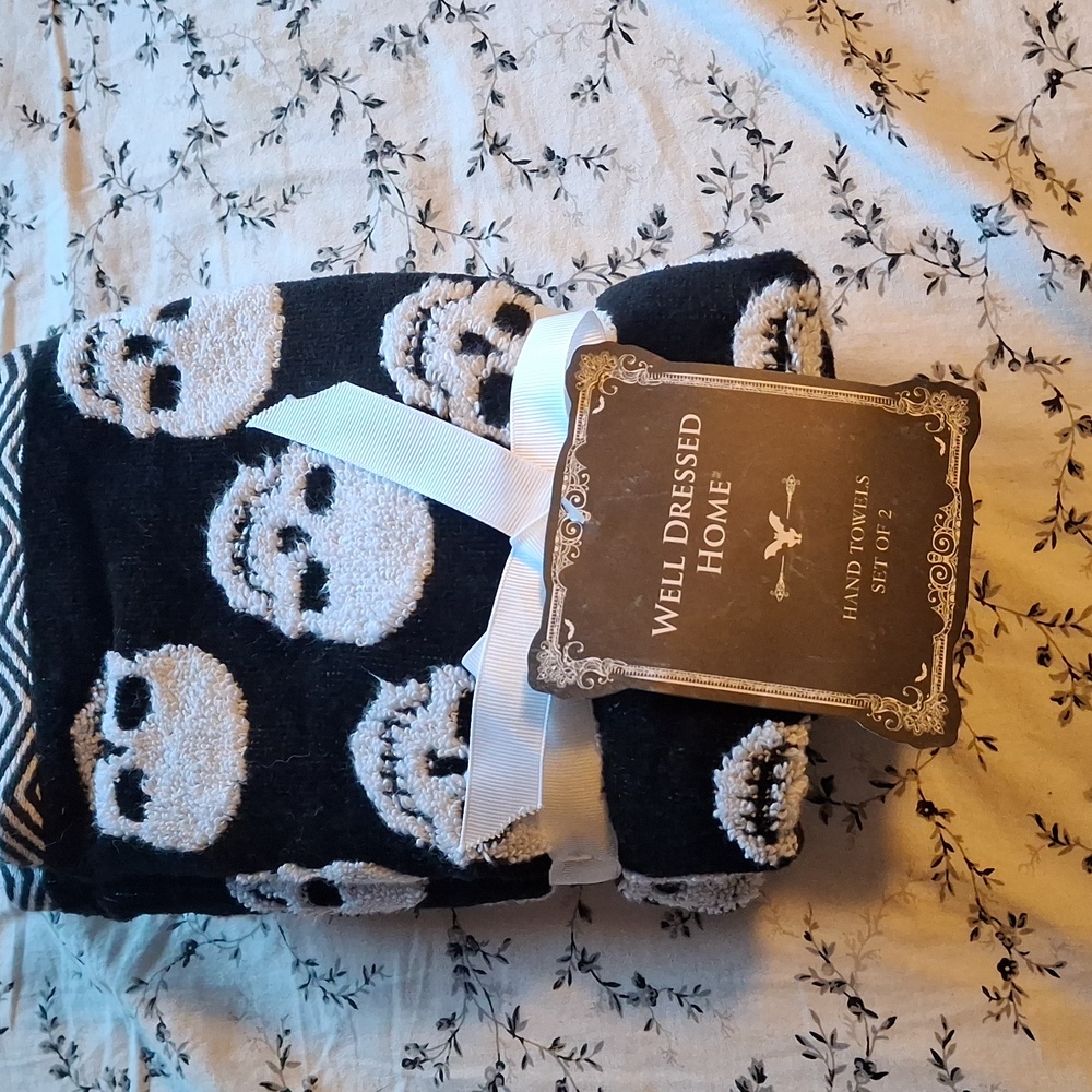 Hand towels
